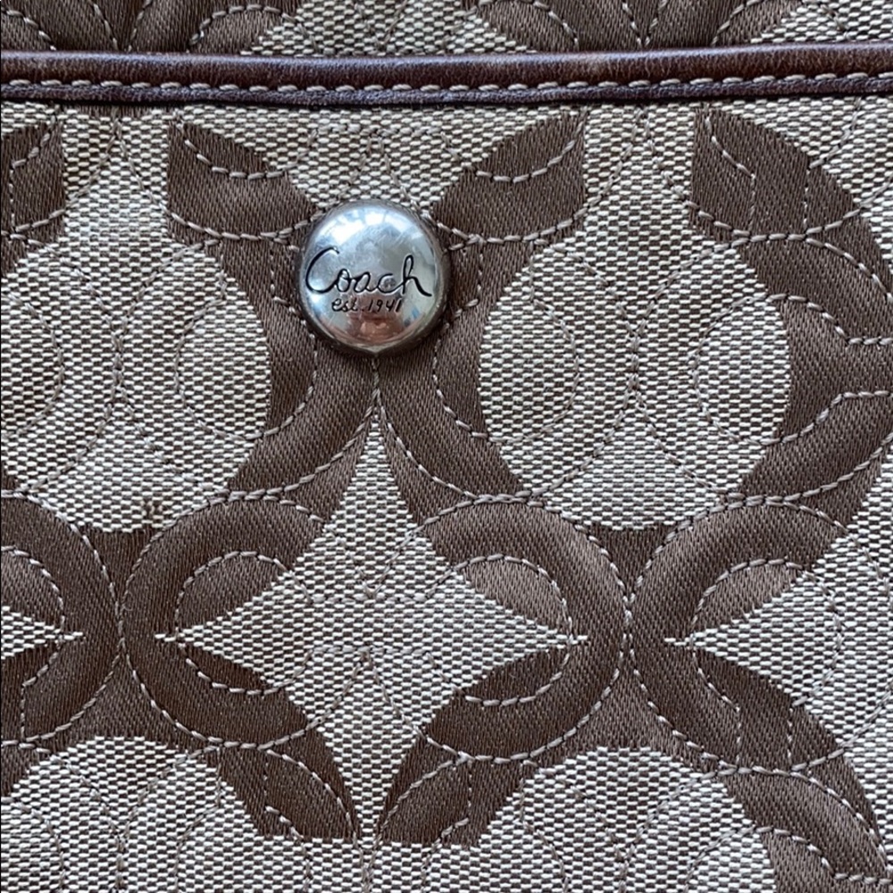 Coach Small Purse - Picture 2 of 7
